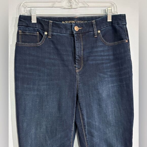 Chico’s | SO Lifting Straight Leg Dark Wash Blue Denim Jeans SZ 0.5 Short - Picture 6 of 16